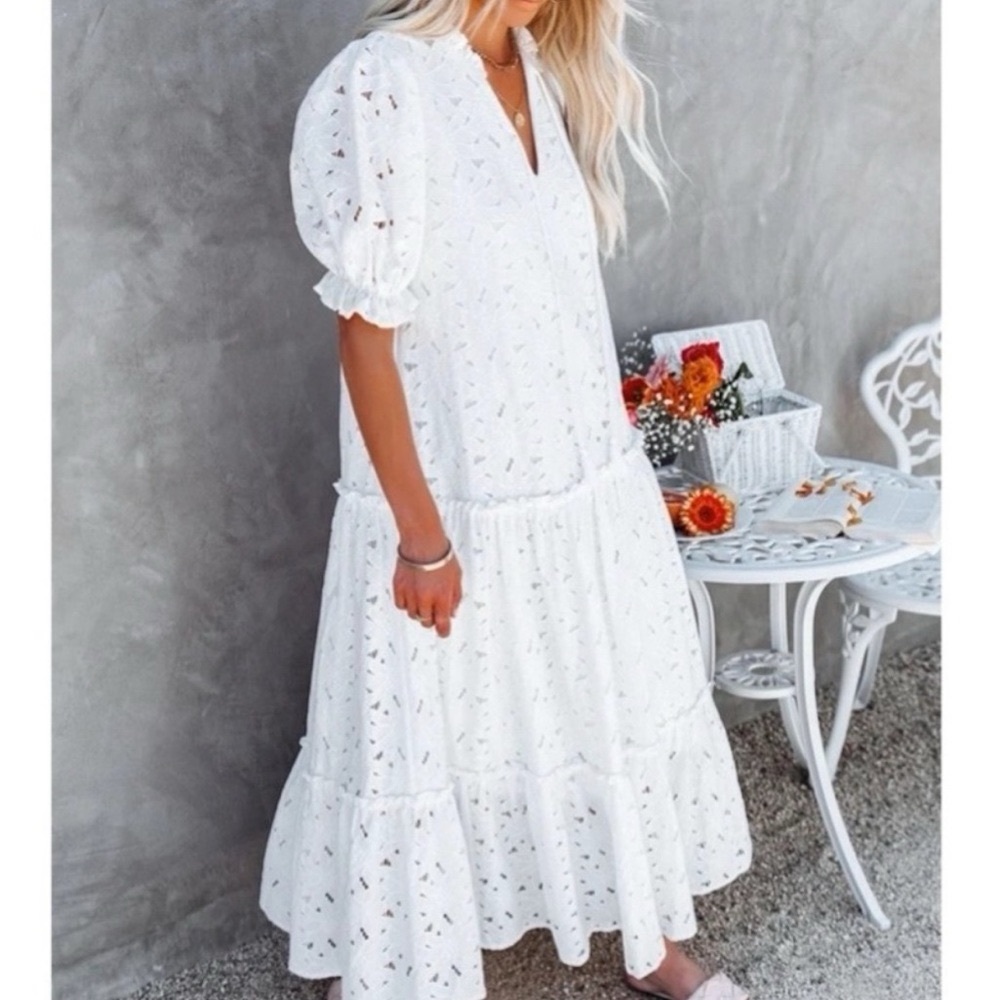 NWOT Vici Suza Lace Maxi Dress
